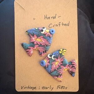 Vintage Floral Fish-Shaped Pierced Earrings